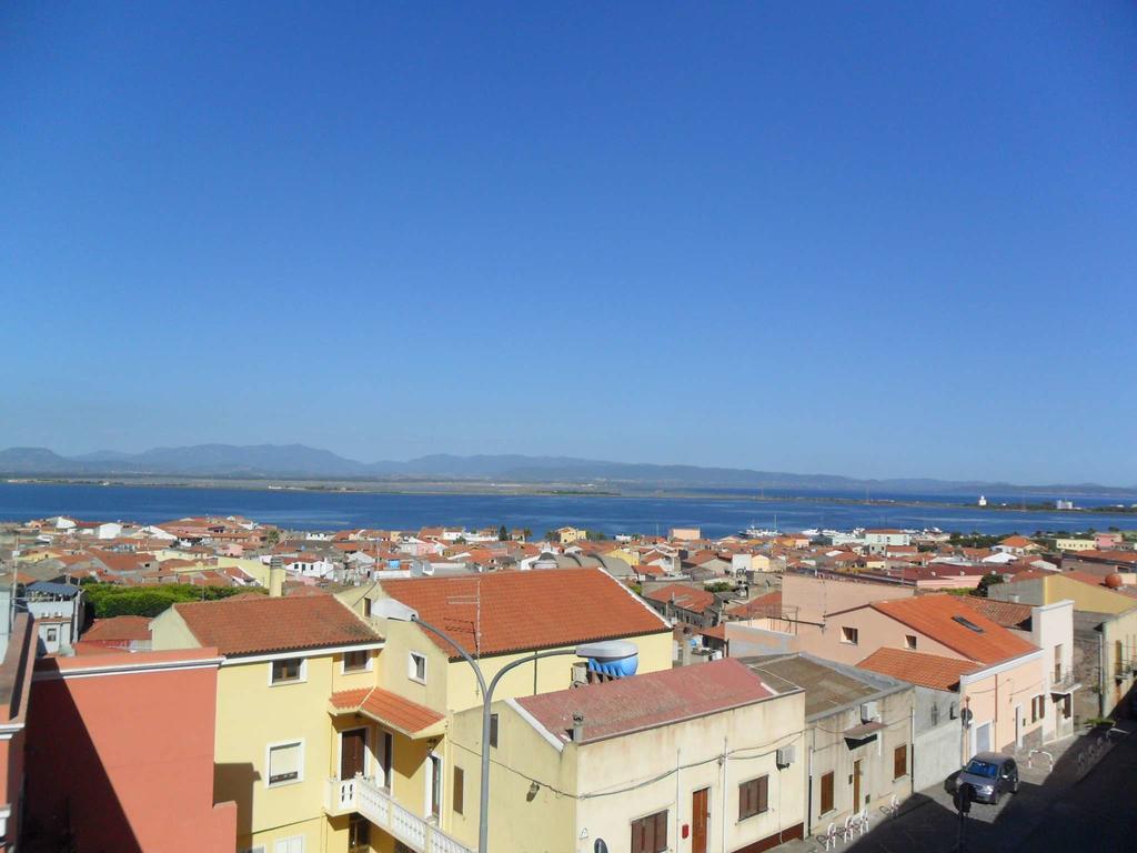 B&B Belvedere SantʼAntìoco Esterno foto