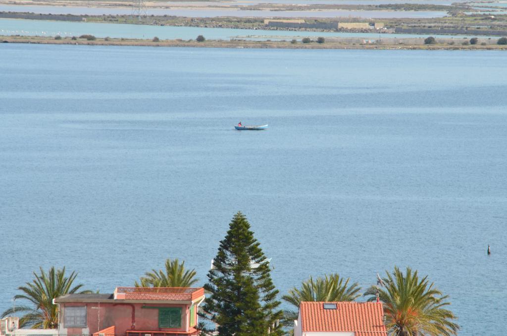 B&B Belvedere SantʼAntìoco Esterno foto