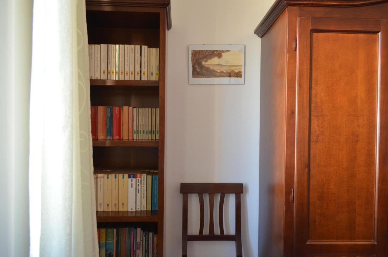 B&B Belvedere SantʼAntìoco Esterno foto